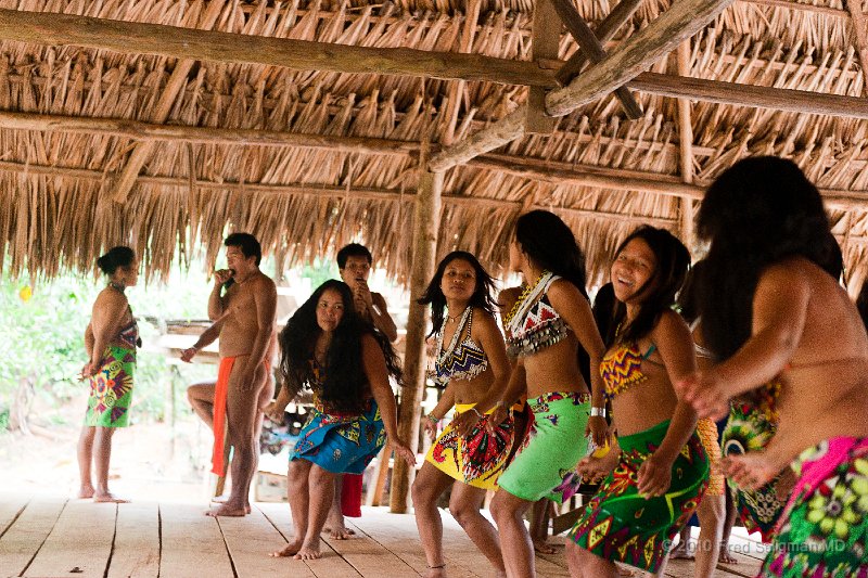 20101203_122526 D3.jpg - Embera dancing